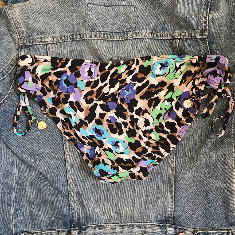 KENNETH COLE animal print bikini bottoms, medium